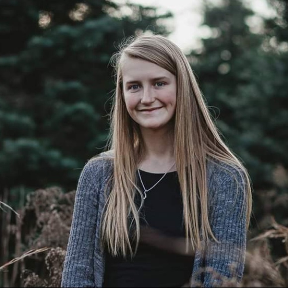 Meet your Posher, Maddie